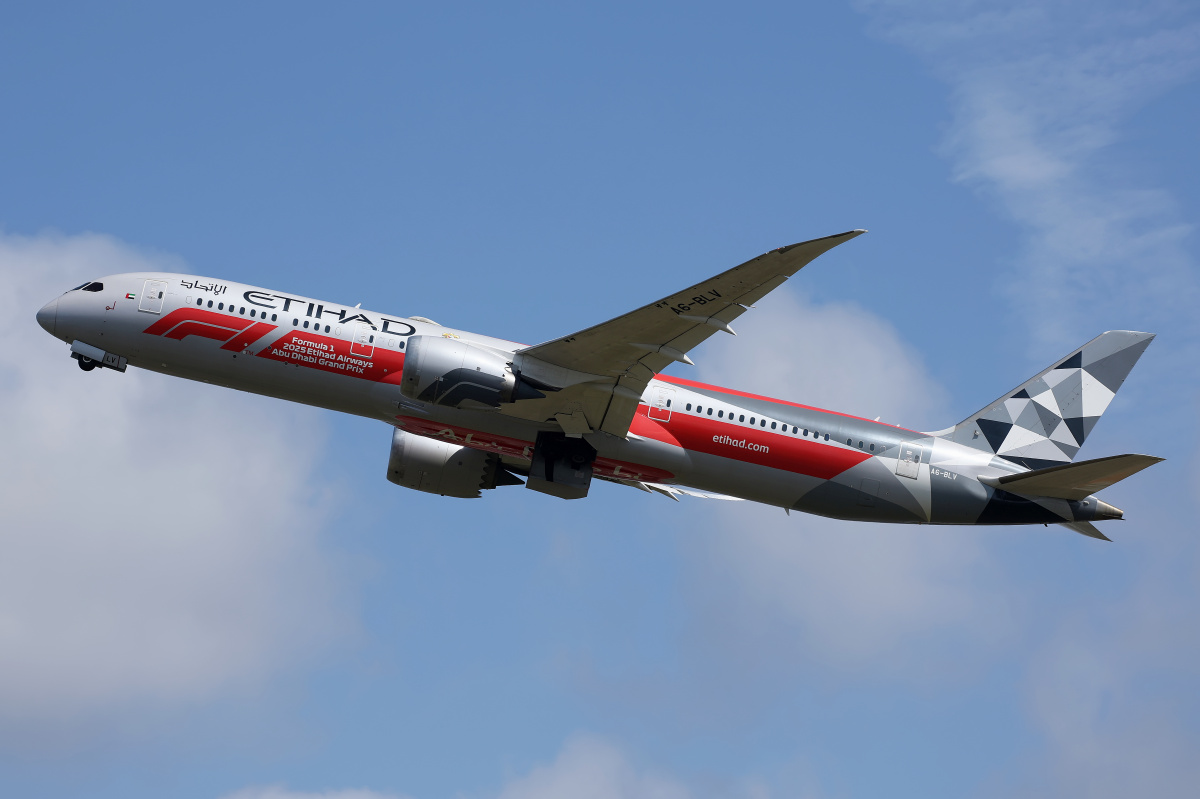 A6-BLV, Etihad Airways (malowanie "Formula 1 2025 Abu Dhabi Grand Prix")