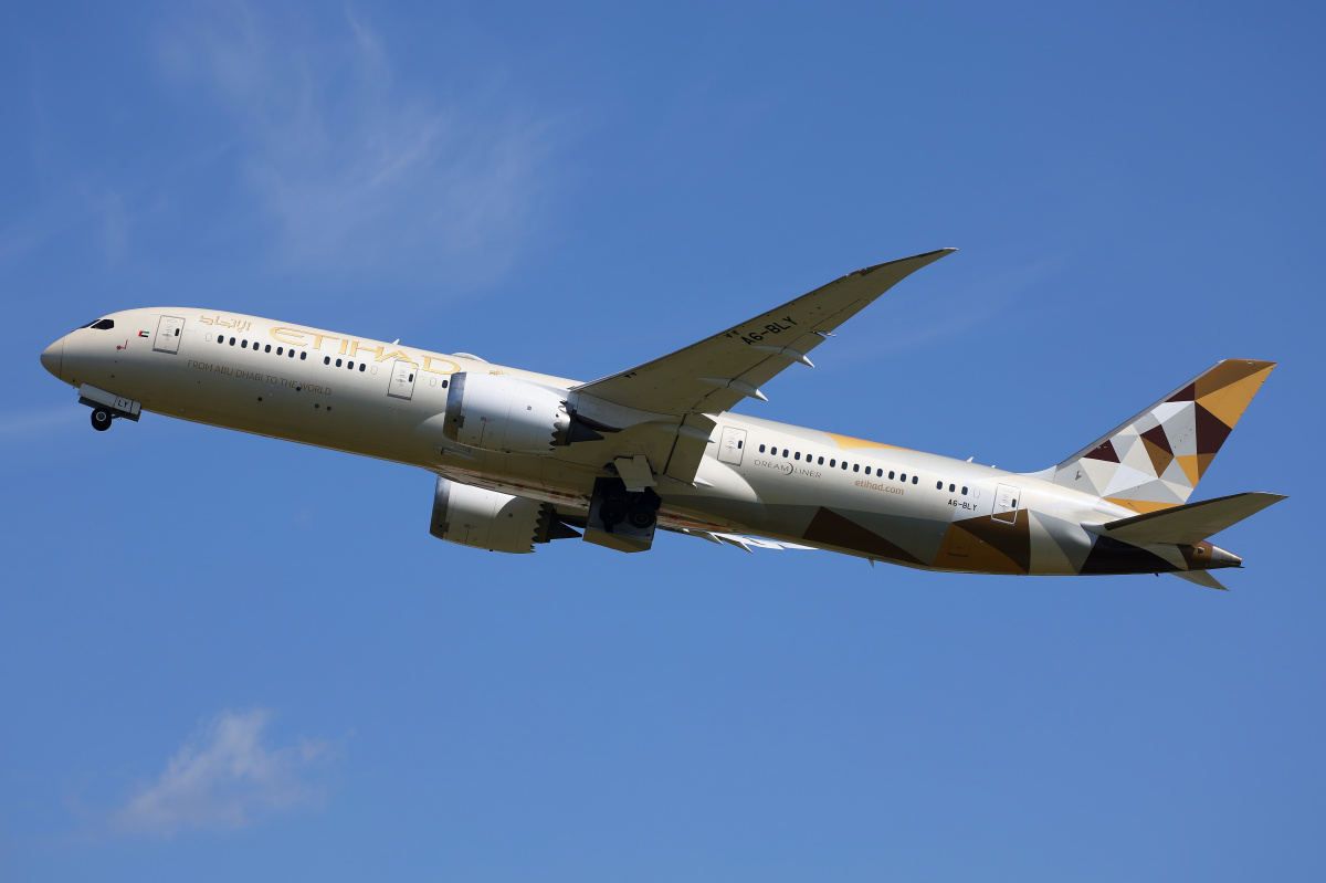 A6-BLY, Etihad Airways