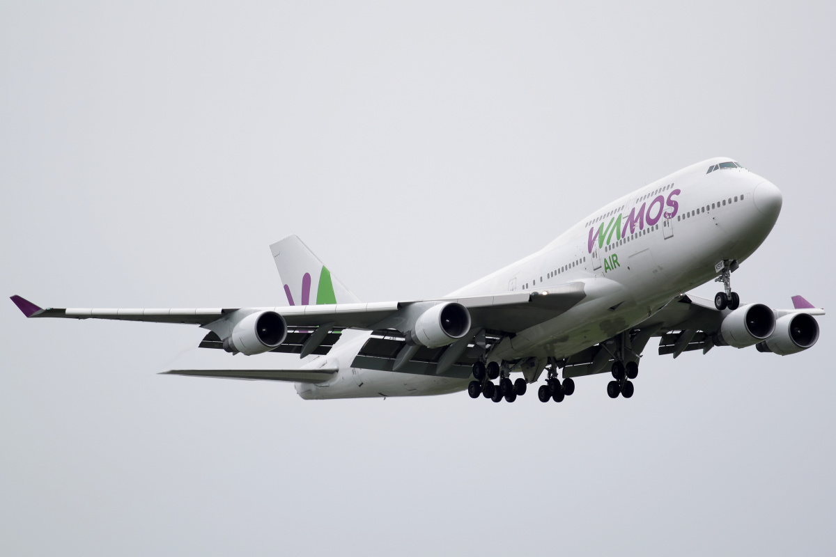 EC-KSM (Samoloty » Spotting na EPWA » Boeing 747-400 » Wamos Air)