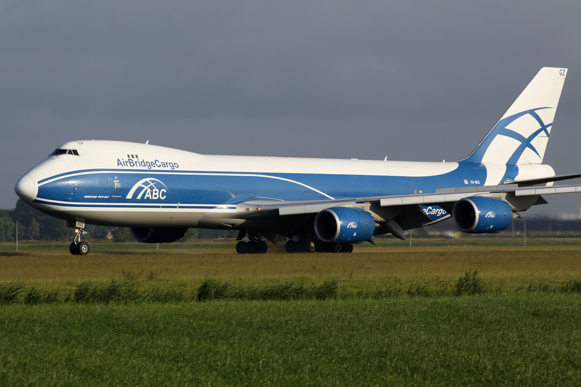VQ-BGZ (Samoloty » Spotting na Schiphol » Boeing 747-8F » AirBridgeCargo Airlines)