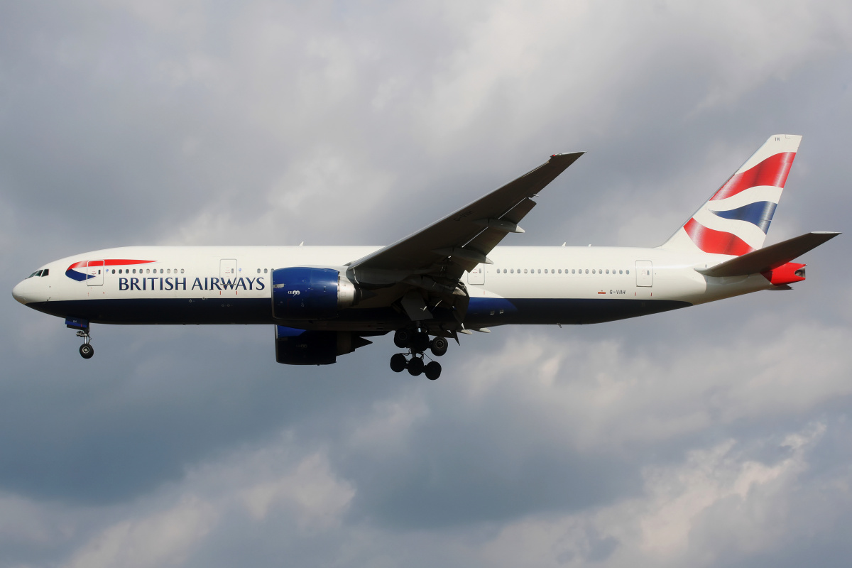 G-VIIH (Samoloty » Spotting na EPWA » Boeing 777-200 i 200ER » British Airways)