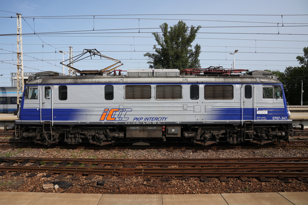 EP07-347 (Vehicles » Trains and Locomotives » HCP 303E » PKP Intercity)