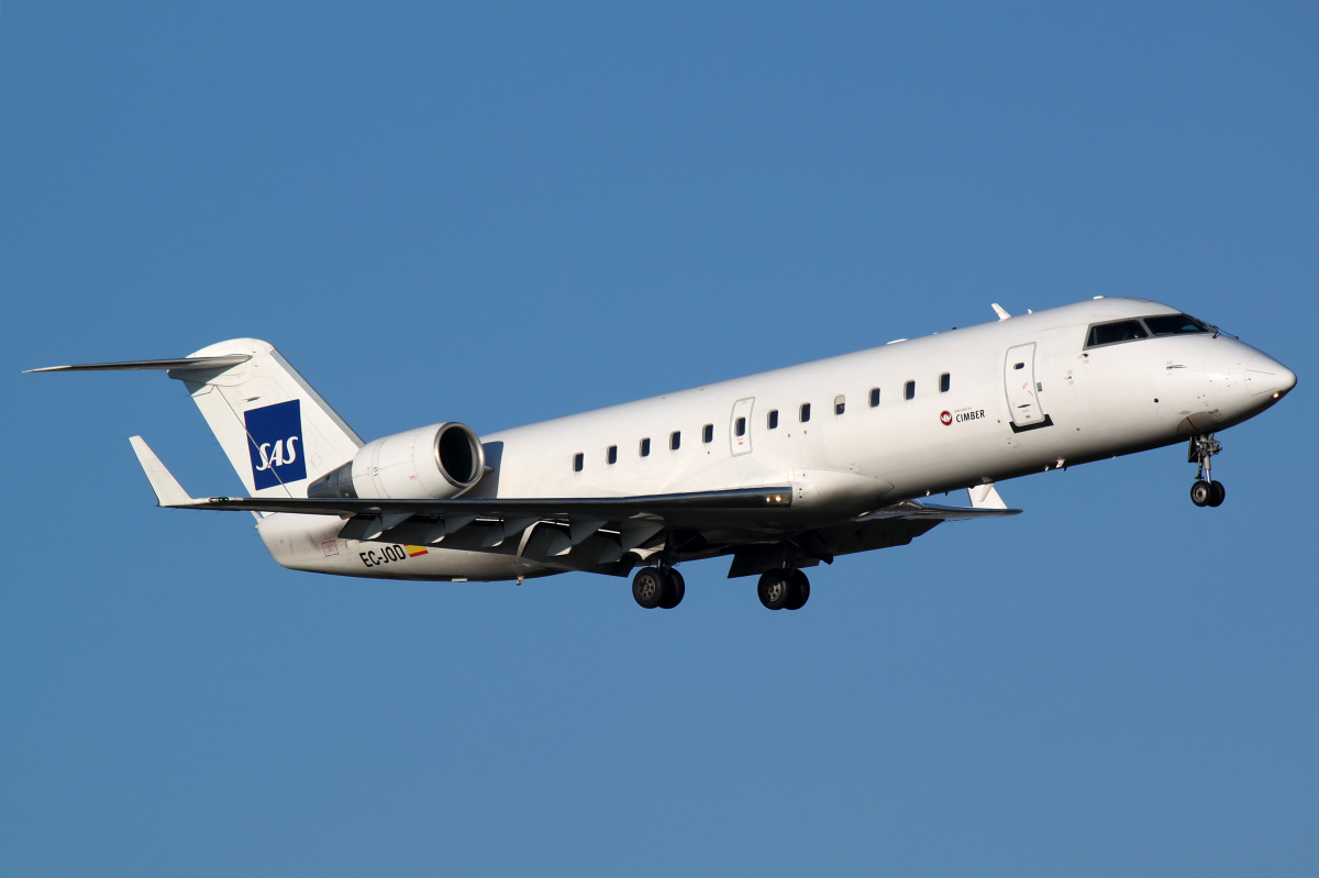 EC-JOD (SAS Scandinavian Airlines) (Samoloty » Spotting na EPWA » Bombardier CL-600 Regional Jet » CRJ-200 » Cimber Air)