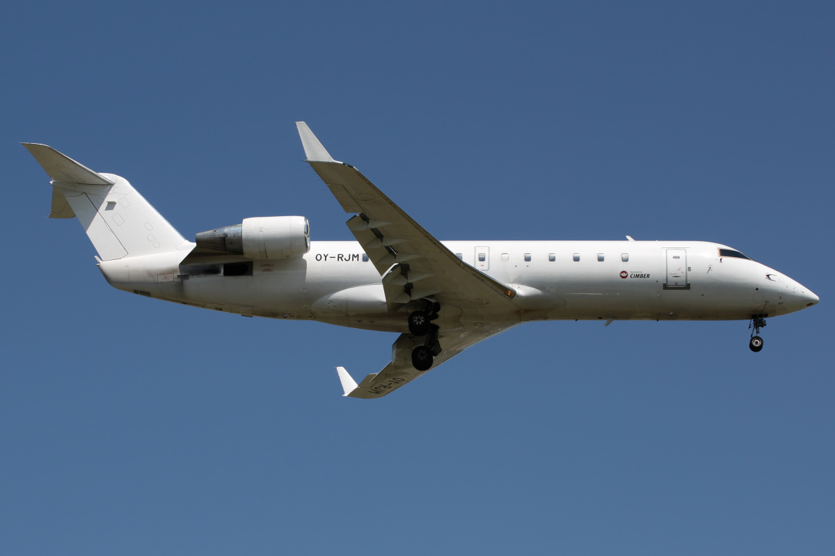 OY-RJM (Aircraft » EPWA Spotting » Bombardier CL-600 Regional Jet » CRJ-200 » Cimber Air)