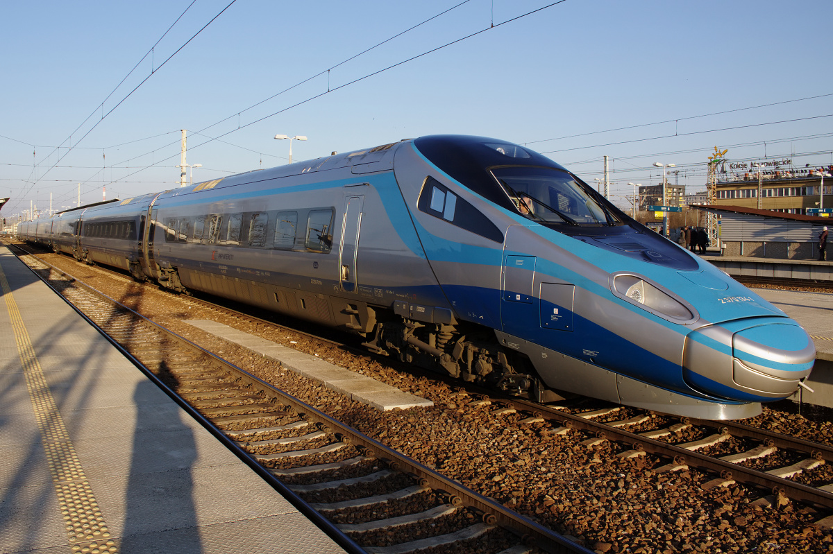 ED250-019 (Vehicles » Trains and Locomotives » Alstom ETR 610 (EMU250PKP) Pendolino)