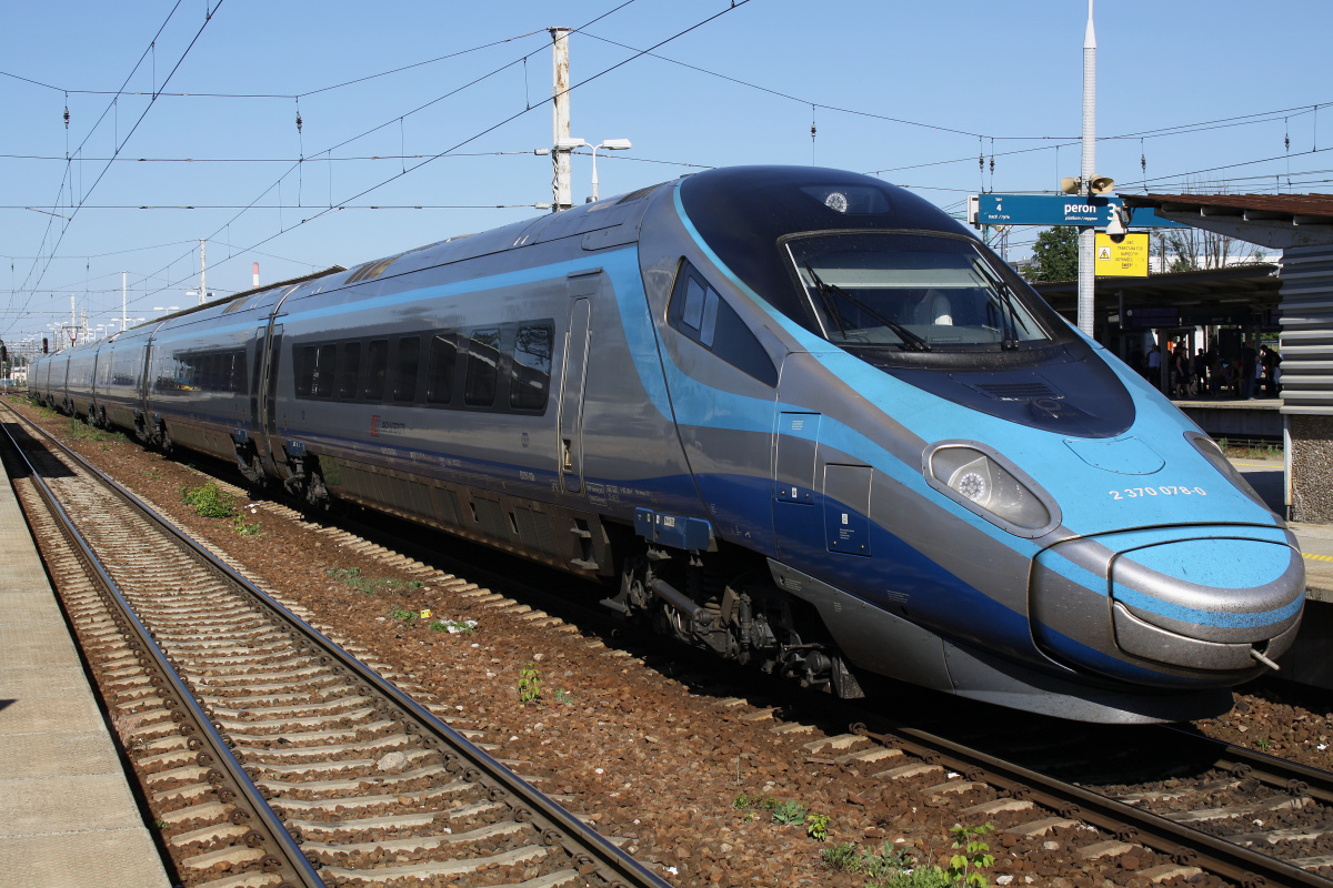 ED250-012 (Vehicles » Trains and Locomotives » Alstom ETR 610 Pendolino)