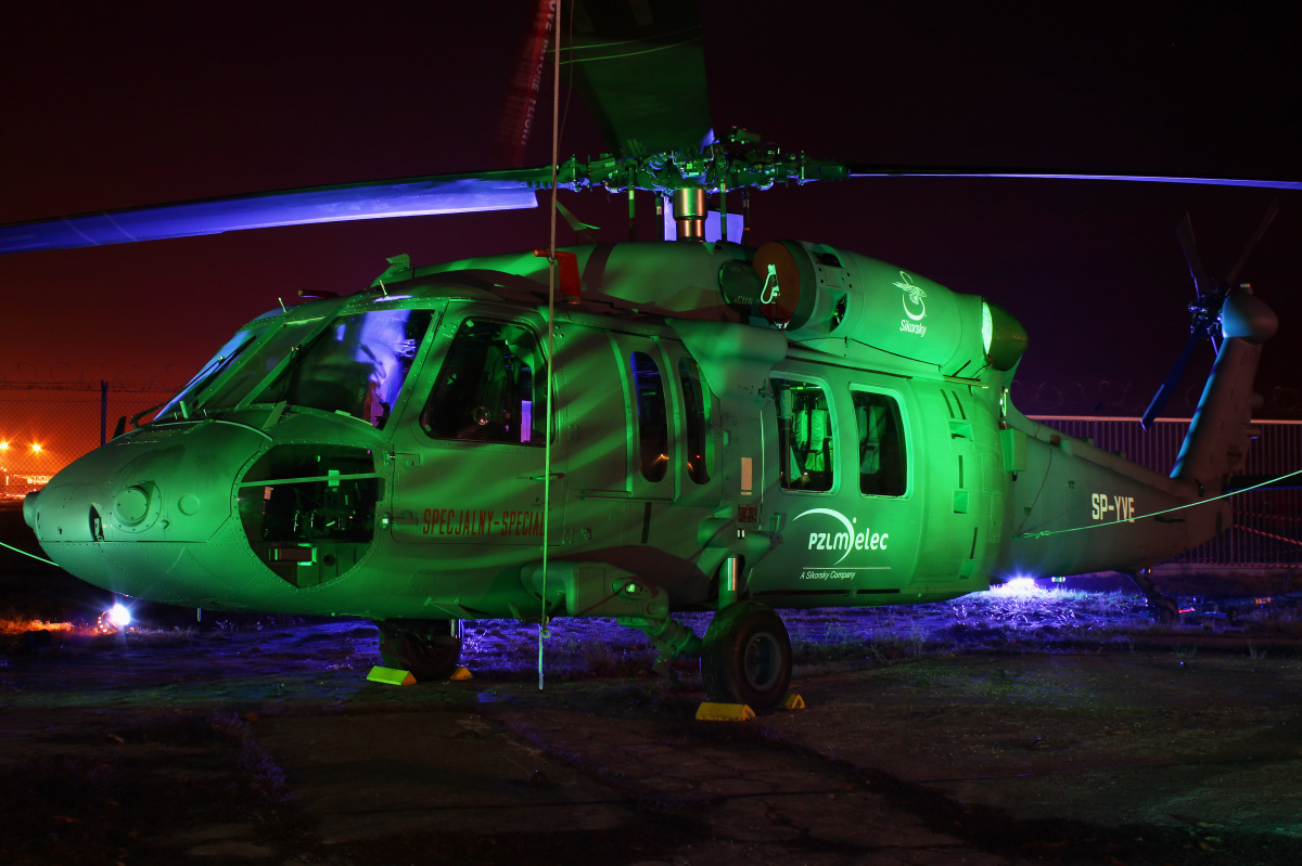 Sikorski/PZL Mielec S-70i, SP-YVE, PZL Mielec (Aircraft » Institute of Aviation)