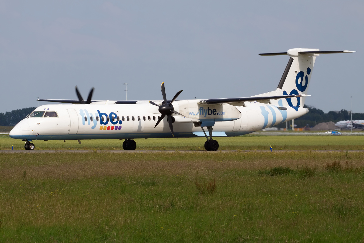 G-ECOM (Samoloty » Spotting na Schiphol » Bombardier Q400 Dash 8 » FlyBe)