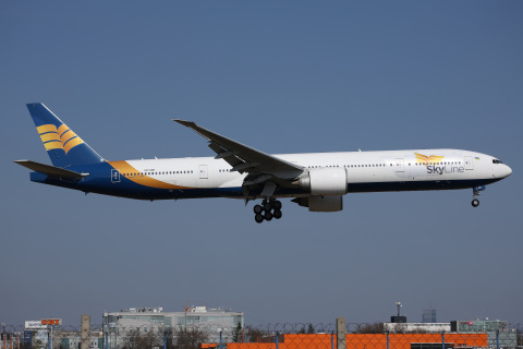 UR-AZR, SkyLine Express Airline