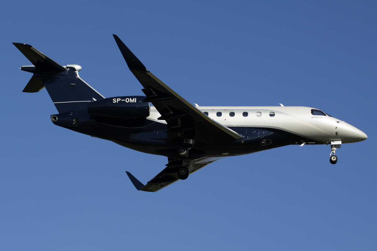 Praetor 600, SP-OMI, Jet Story (Samoloty » Spotting na EPWA » Embraer EMB-550)