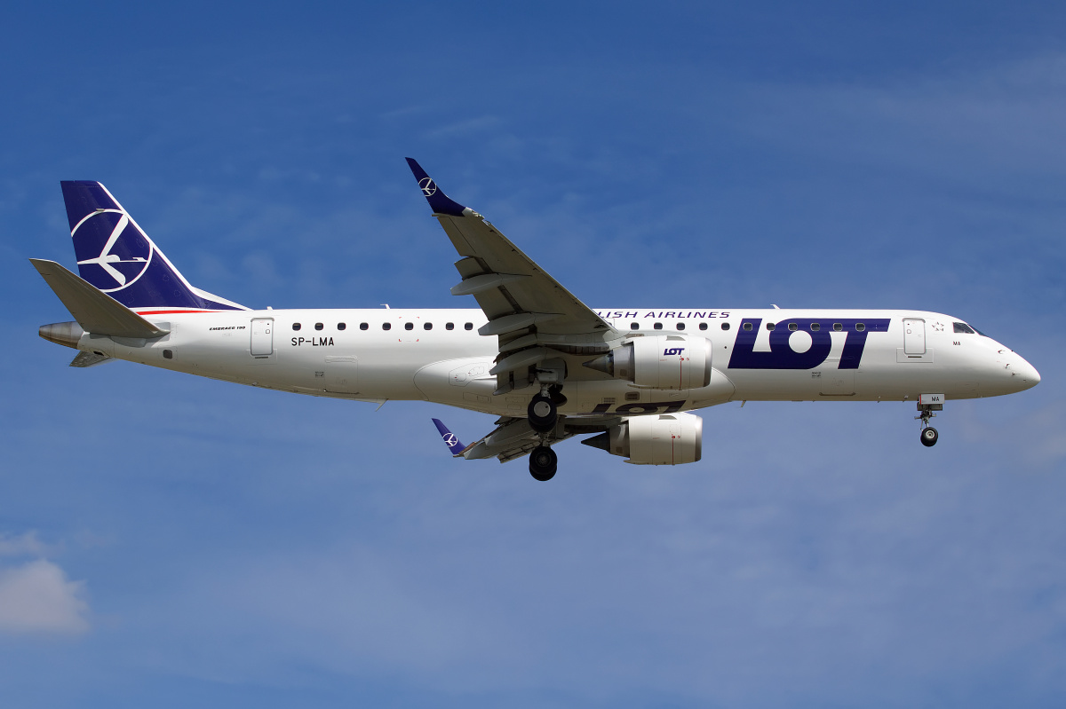 SP-LMA (Aircraft » EPWA Spotting » Embraer E190 (ERJ-190-100) » LOT Polish Airlines)