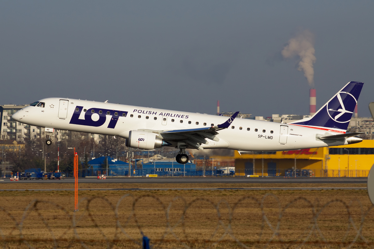 SP-LMD (Aircraft » EPWA Spotting » Embraer E190 (ERJ-190-100) » LOT Polish Airlines)