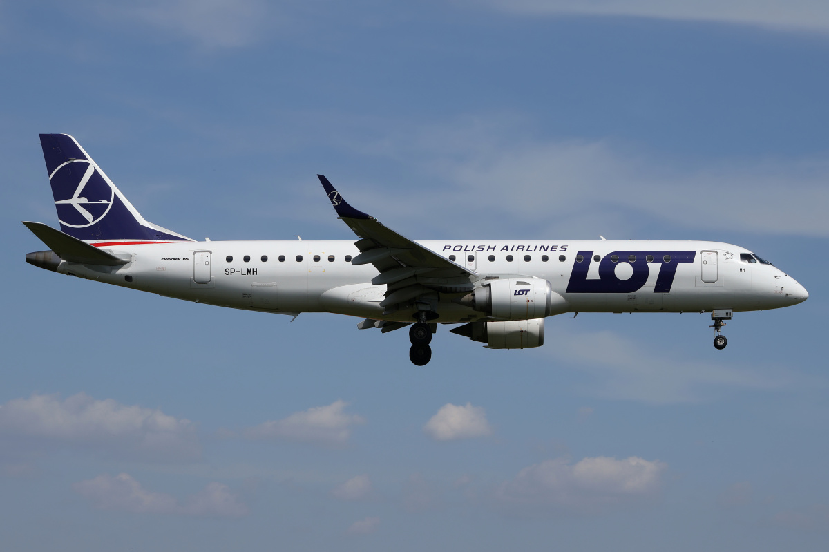 SP-LMH (Samoloty » Spotting na EPWA » Embraer E190 » Polskie Linie Lotnicze LOT)