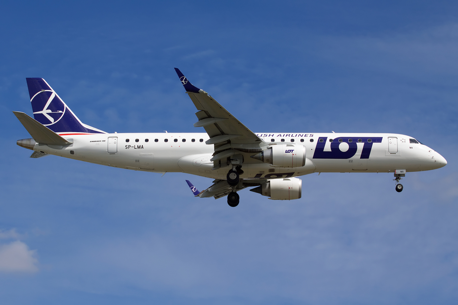 SP-LMA (Aircraft » EPWA Spotting » Embraer E190 » LOT Polish Airlines)