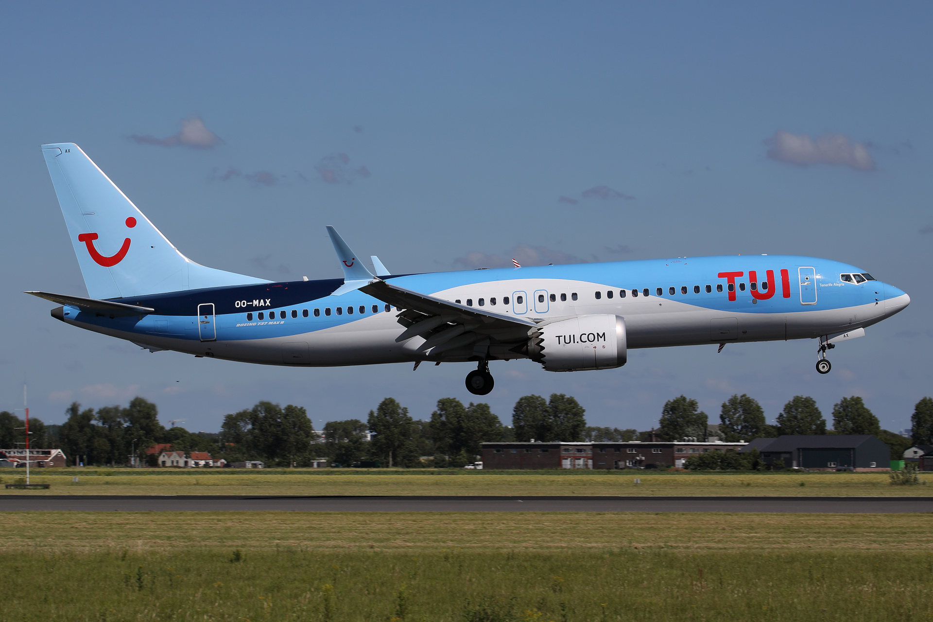 OO-MAX, TUI fly Belgium (Samoloty » Spotting na Schiphol » Boeing 737-8 MAX » TUI fly)