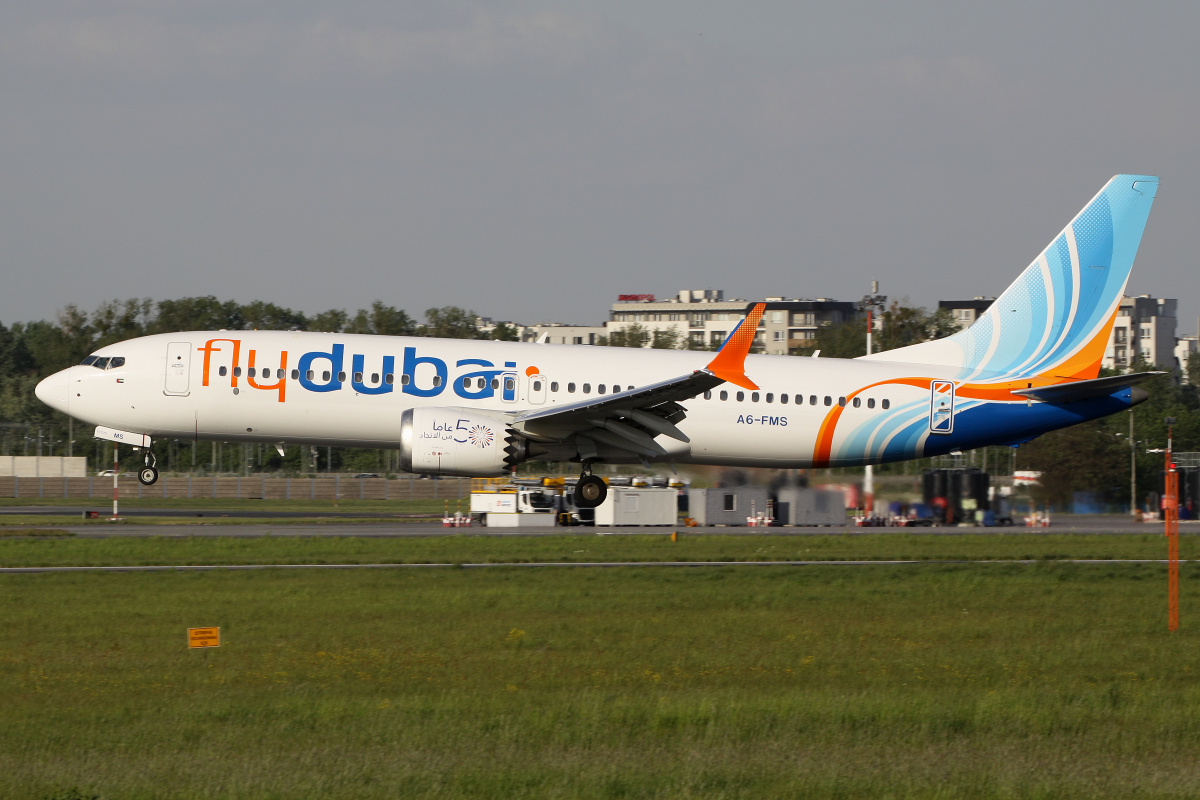 A6-FMS (50 years of unity sticker) (Aircraft » EPWA Spotting » Boeing 737-8 MAX » FlyDubai)