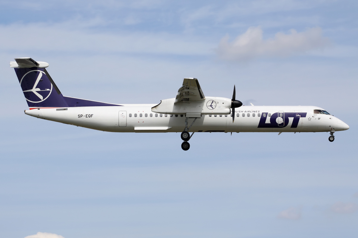 SP-EQF (Aircraft » EPWA Spotting » De Havilland Canada DHC-8 Dash 8 » LOT Polish Airlines)