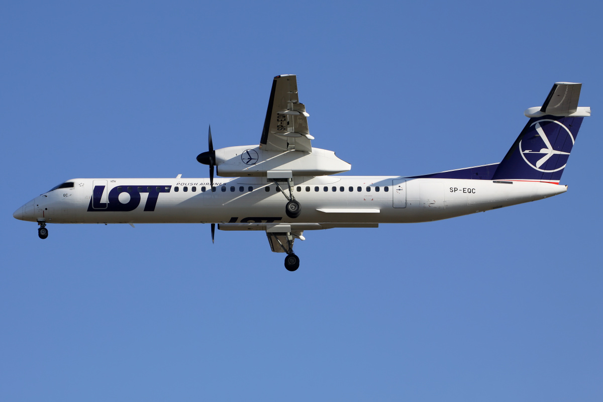 SP-EQC (Aircraft » EPWA Spotting » De Havilland Canada DHC-8 Dash 8 » LOT Polish Airlines)