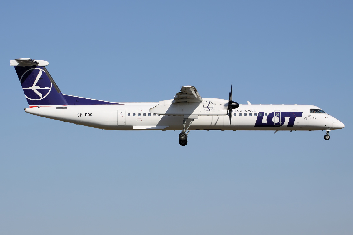 SP-EQC (Aircraft » EPWA Spotting » De Havilland Canada DHC-8 Dash 8 » LOT Polish Airlines)