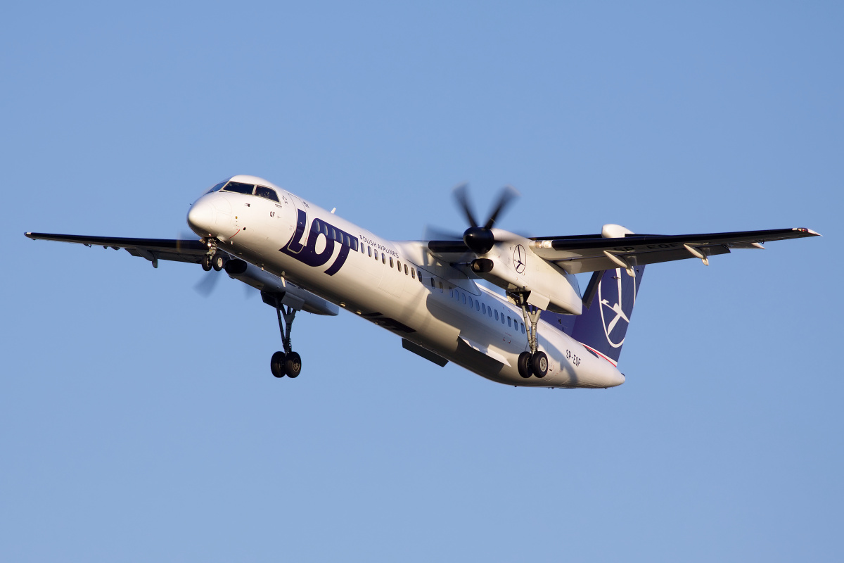 SP-EQF (Samoloty » Spotting na EPWA » De Havilland Canada DHC-8 Dash 8 » Polskie Linie Lotnicze LOT)