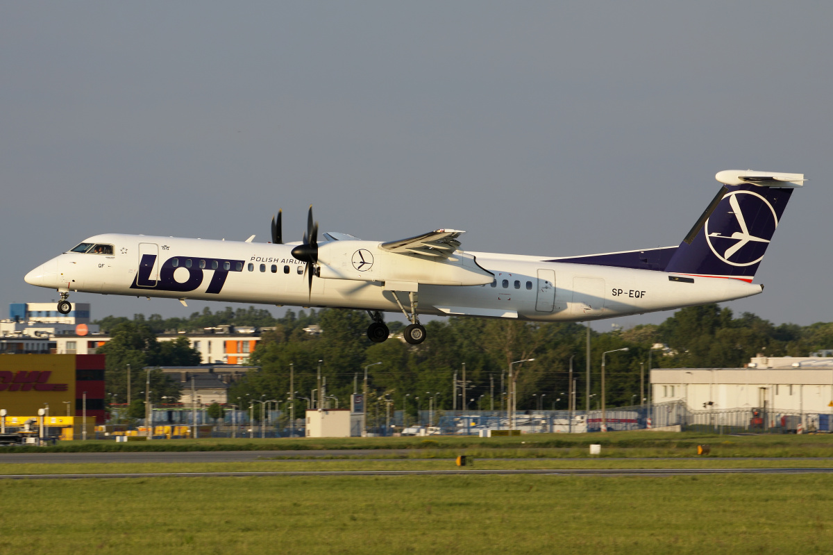 SP-EQF (Samoloty » Spotting na EPWA » De Havilland Canada DHC-8 Dash 8 » Polskie Linie Lotnicze LOT)