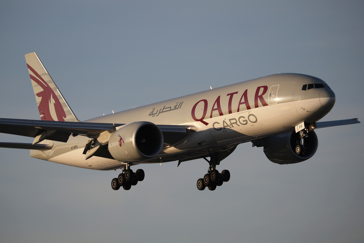 A7-BFK (Samoloty » Spotting na EPWA » Boeing 777F » Qatar Airways Cargo)