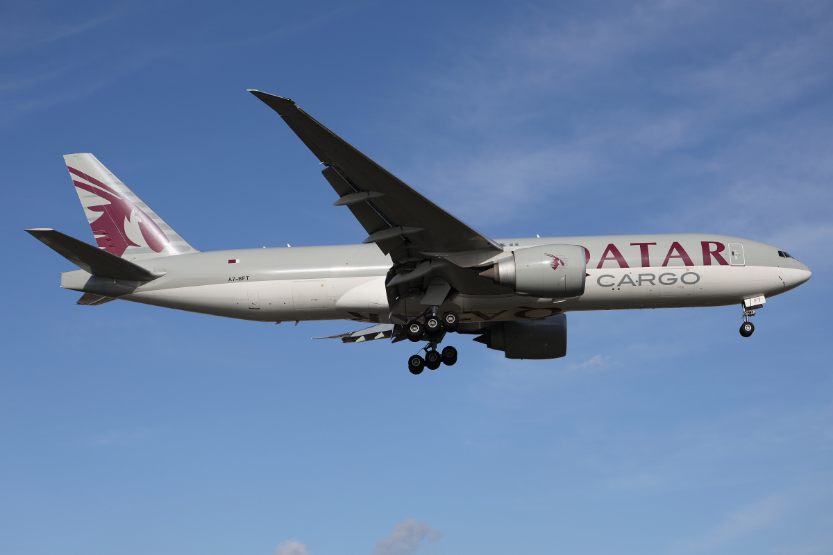A7-BFT (Samoloty » Spotting na EPWA » Boeing 777F » Qatar Airways Cargo)