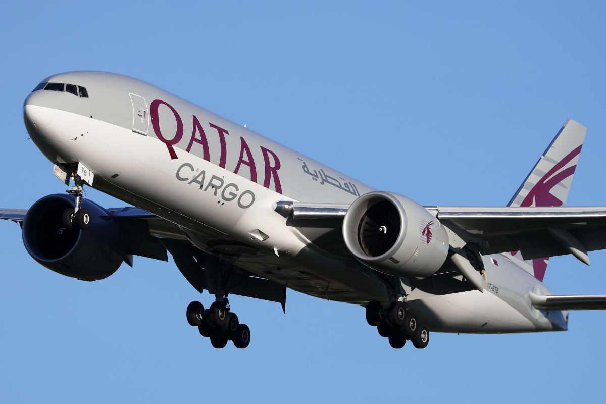 A7-BTB (Samoloty » Spotting na EPWA » Boeing 777F » Qatar Airways Cargo)