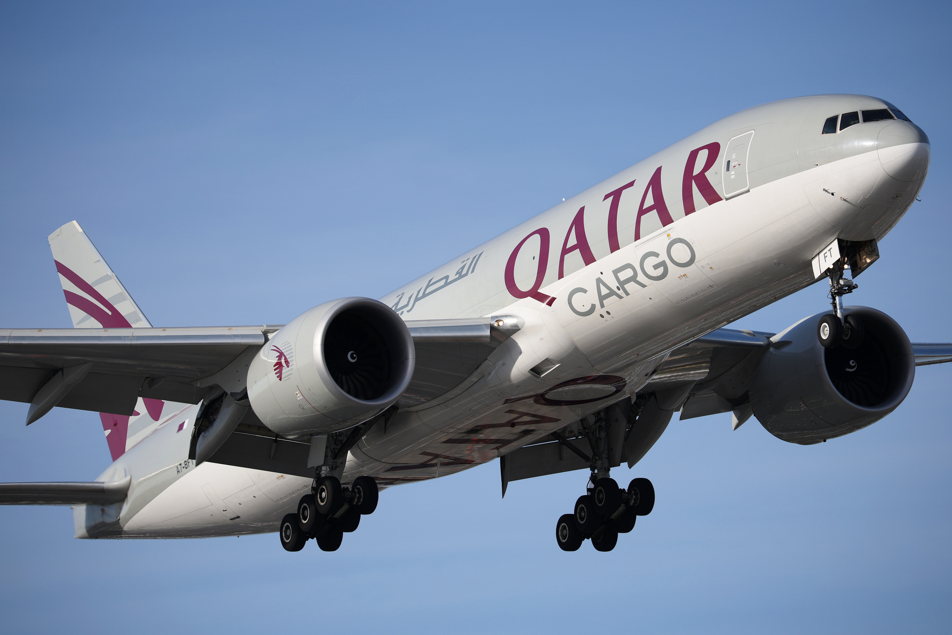 A7-BFT (Aircraft » EPWA Spotting » Boeing 777F » Qatar Airways Cargo)