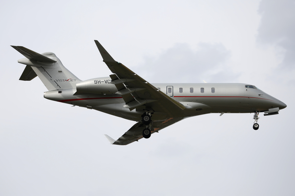 9H-VCP, VistaJet