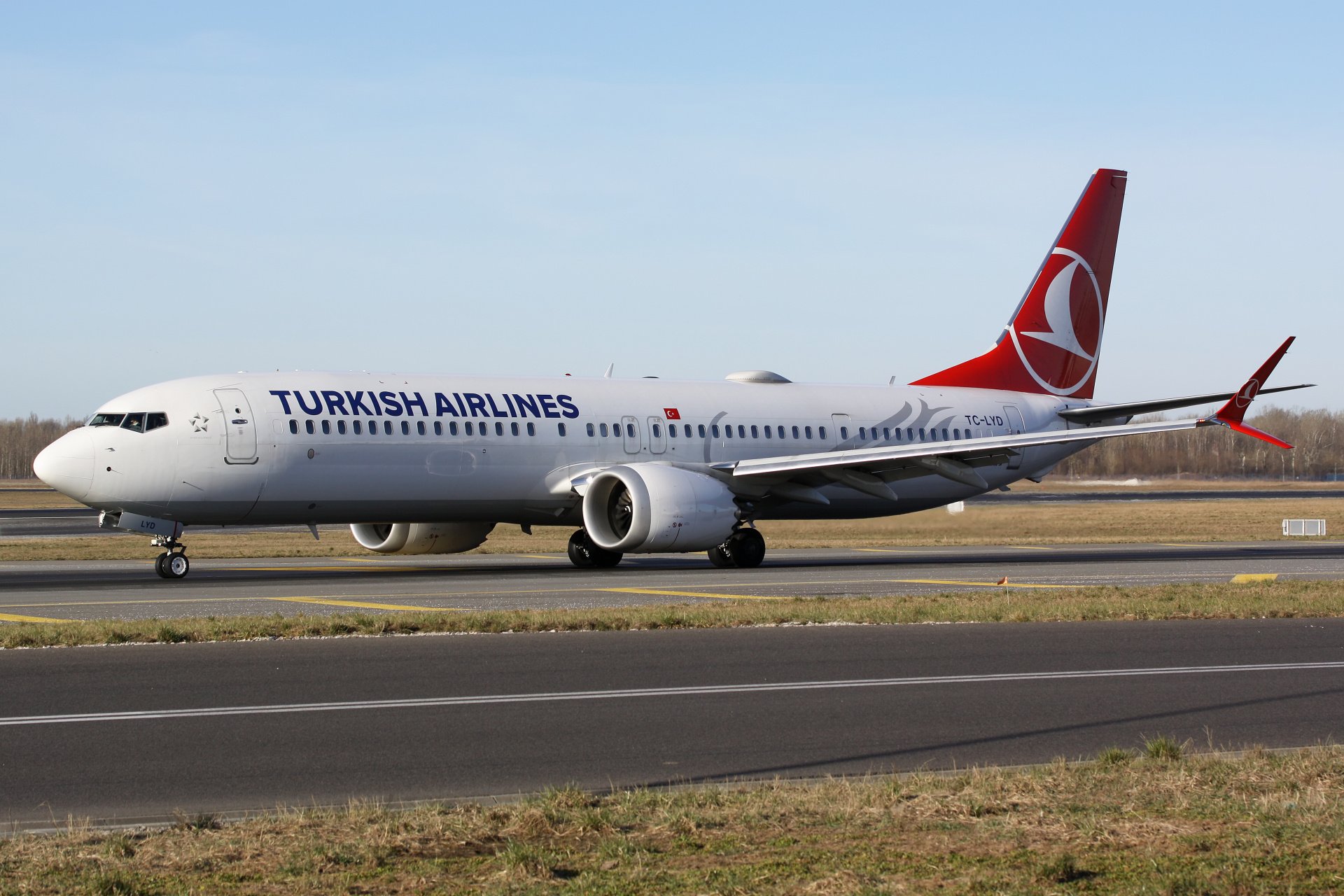 TC-LYD, THY Turkish Airlines (Samoloty » Spotting na EPWA » Boeing 737-9 MAX)