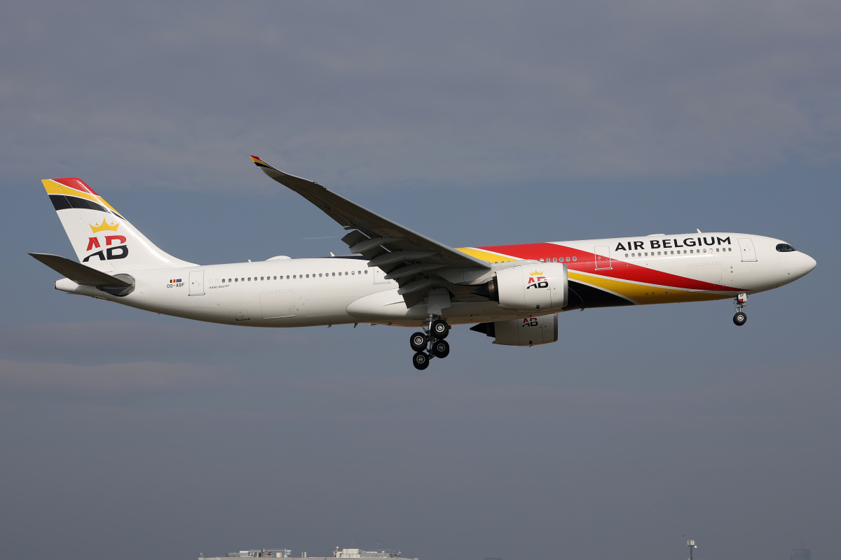 OO-ABF (Samoloty » Spotting na EPWA » Airbus A330-900 (A330neo) » Air Belgium)