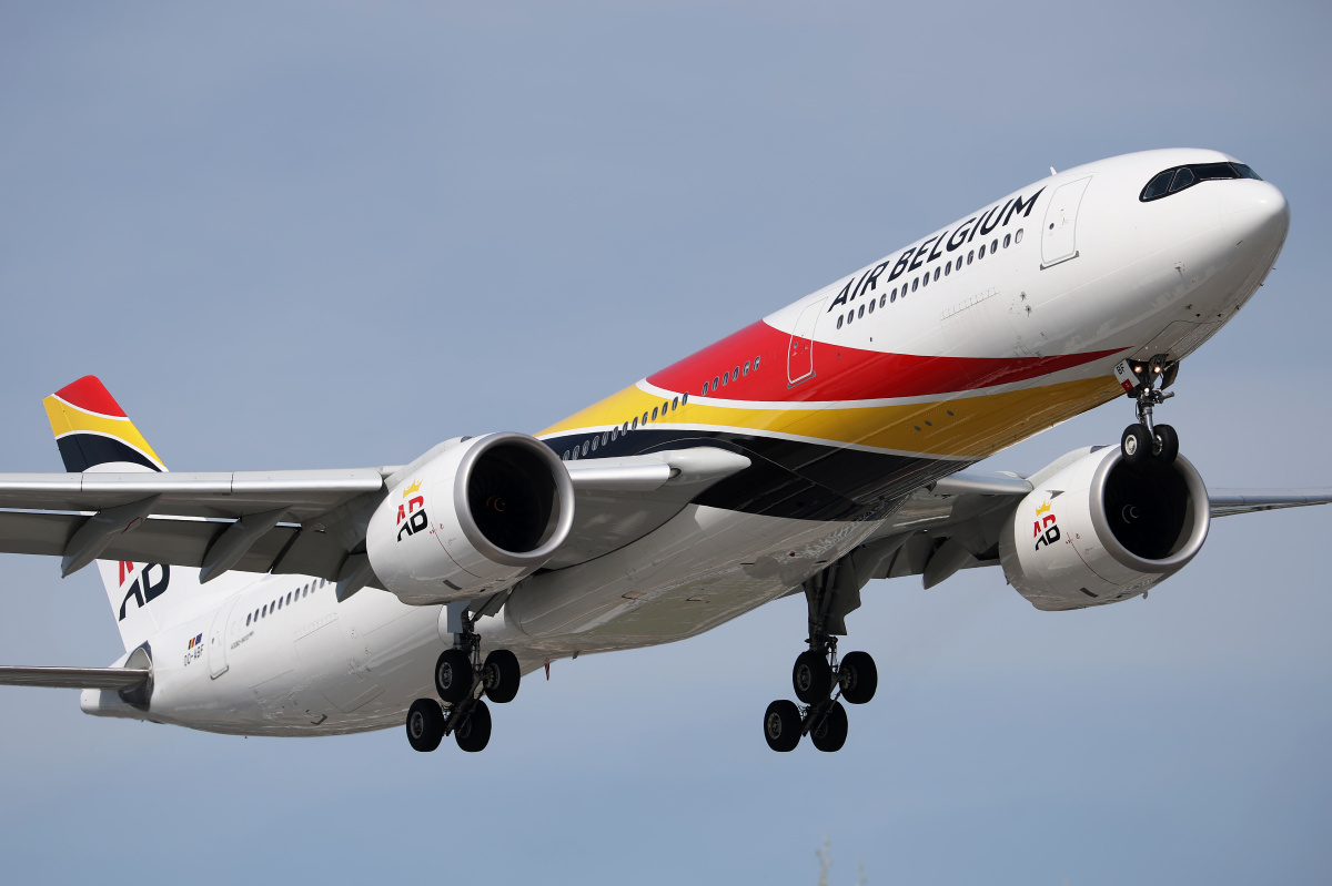 OO-ABF (Samoloty » Spotting na EPWA » Airbus A330-900 (A330neo) » Air Belgium)