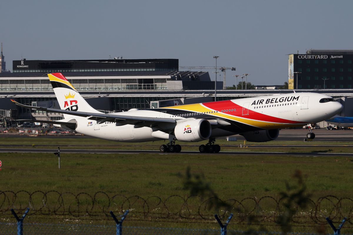 OO-ABF (Aircraft » EPWA Spotting » Airbus A330-900 (A330neo) » Air Belgium)