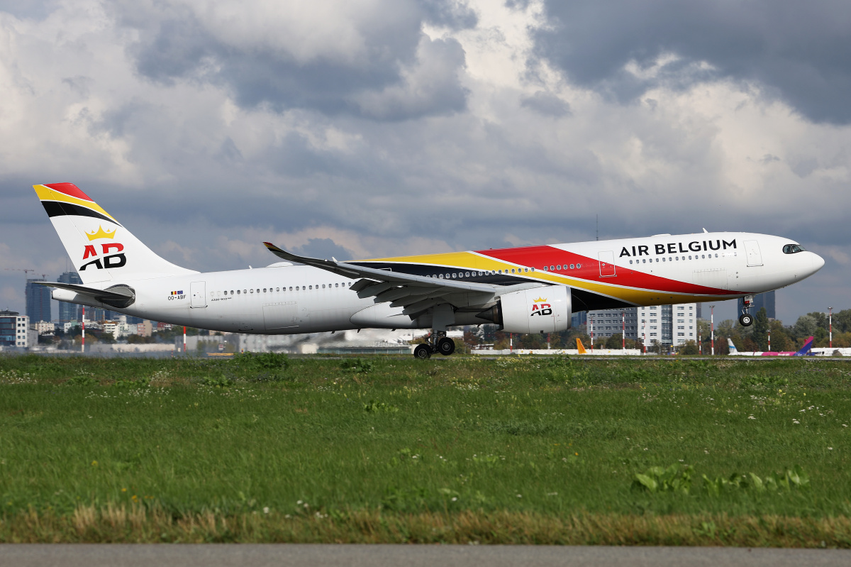 OO-ABF (Samoloty » Spotting na EPWA » Airbus A330-900 (A330neo) » Air Belgium)