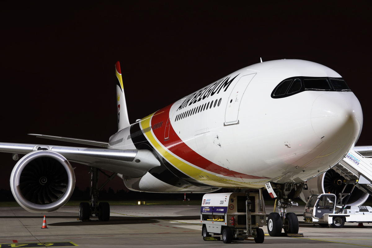 OO-ABG (Samoloty » Spotting na EPWA » Airbus A330-900 (A330neo) » Air Belgium)