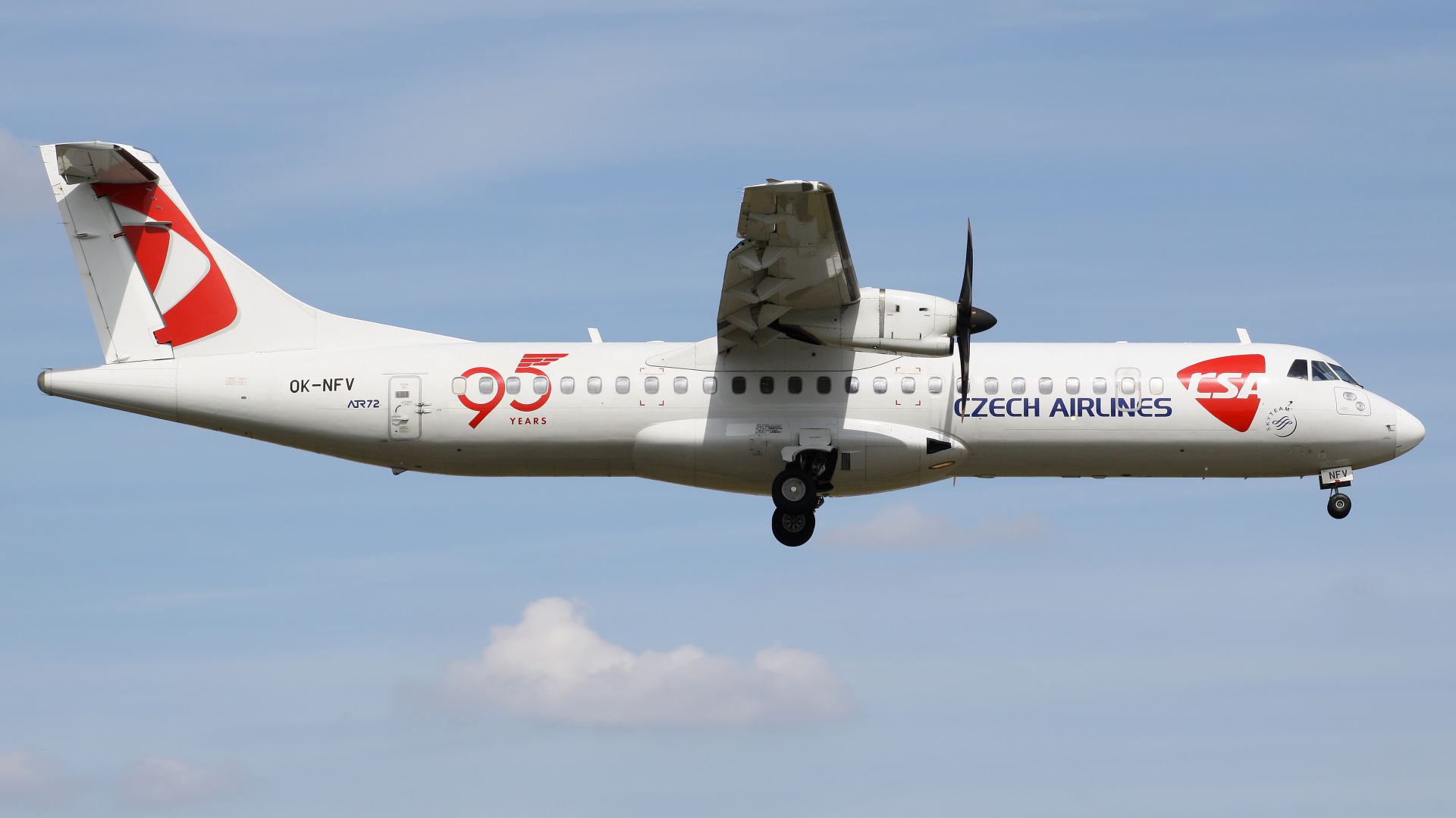 OK-NFV (95 years livery) (Aircraft » EPWA Spotting » ATR 72 » CSA Czech Airlines)