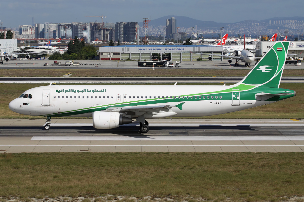 YI-ARB, Iraqi Airways (Samoloty » Port Lotniczy im. Atatürka w Stambule » Airbus A320-200)