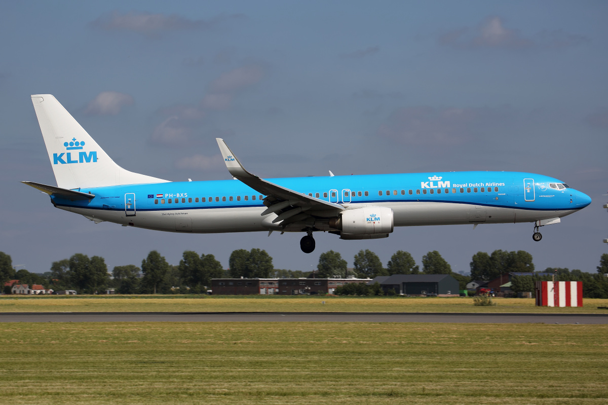 PH-BXS (Samoloty » Spotting na Schiphol » Boeing 737-900 » KLM Royal Dutch Airlines)