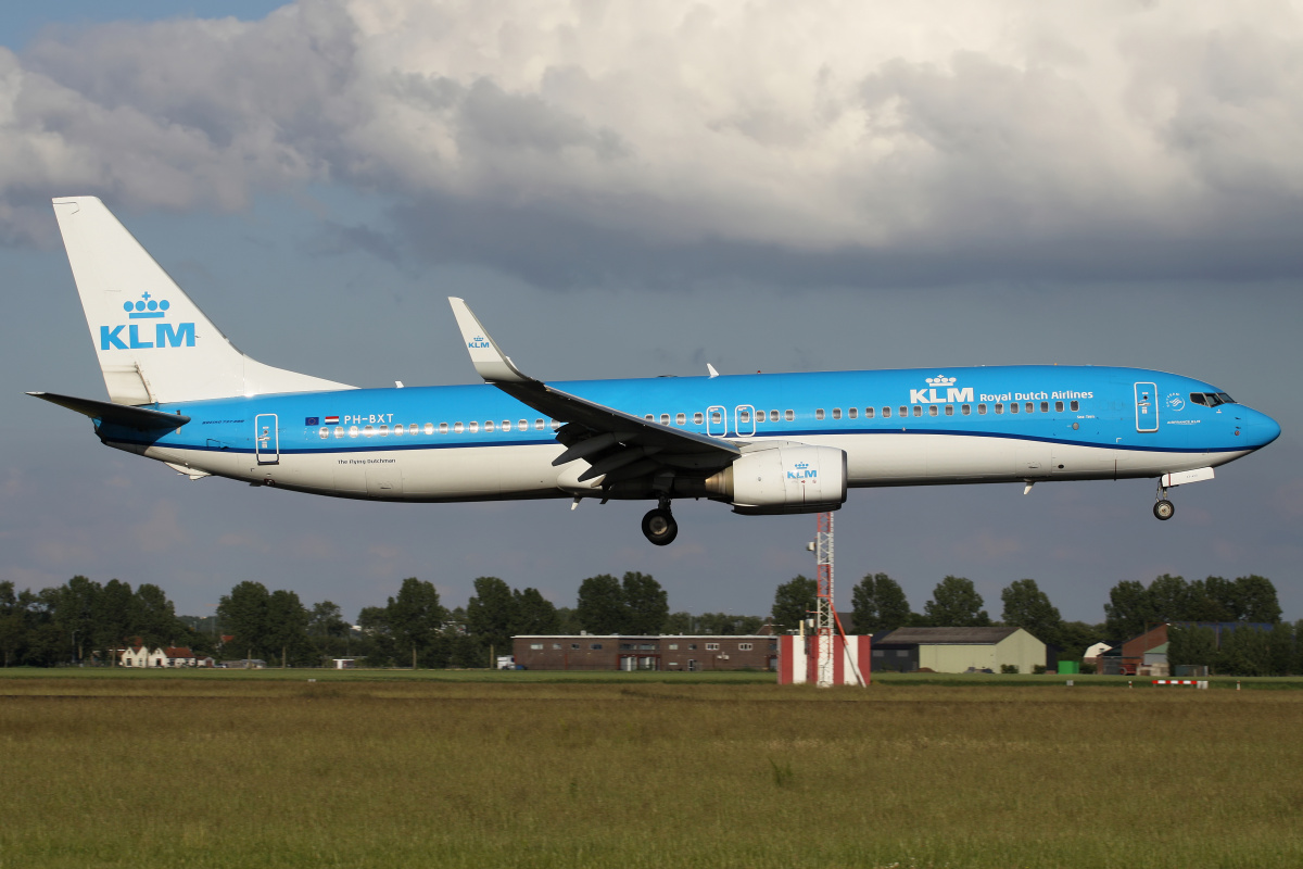 PH-BXT (Aircraft » Schiphol Spotting » Boeing 737-900 » KLM Royal Dutch Airlines)