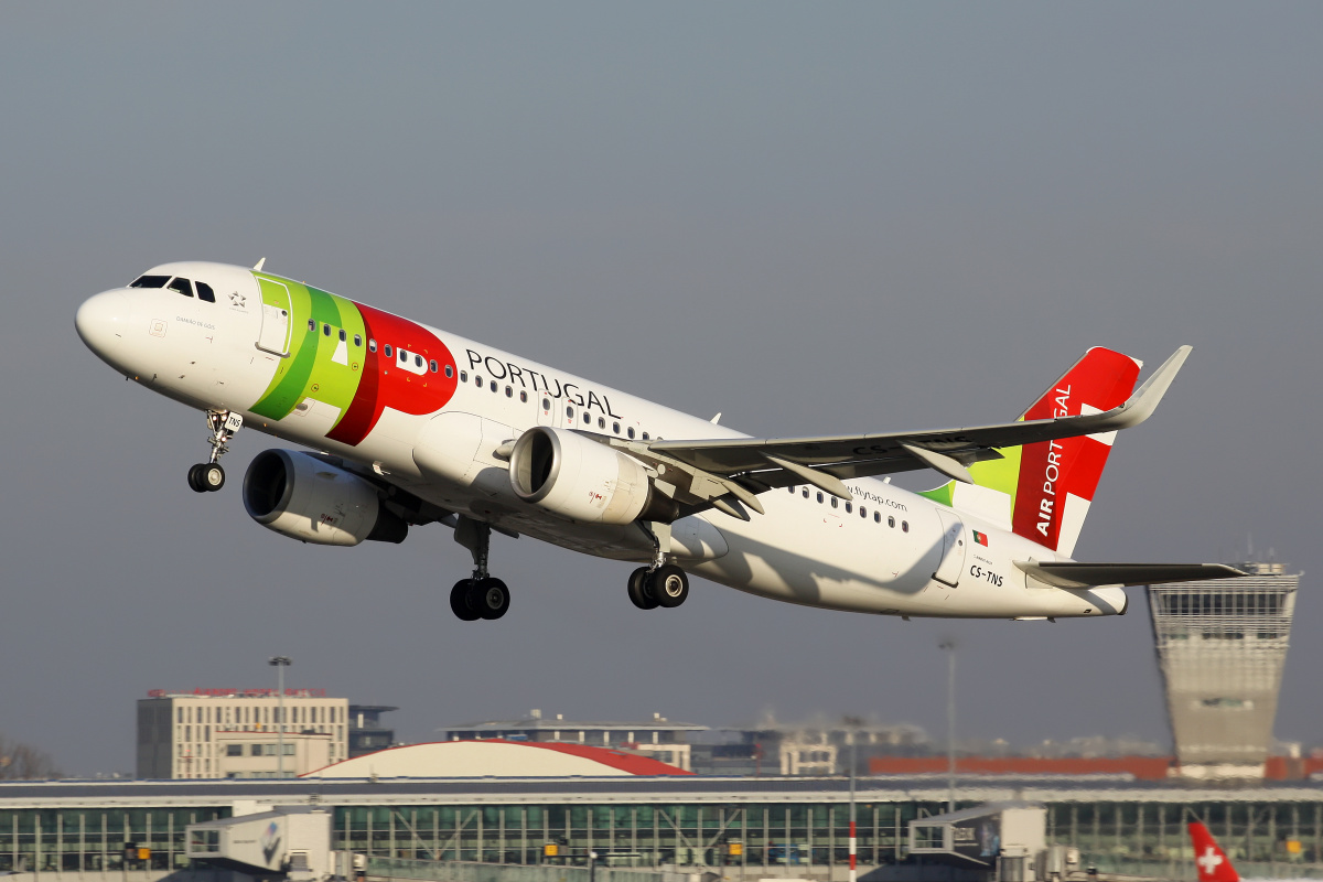 CS-TNS (Samoloty » Spotting na EPWA » Airbus A320-200 » TAP Air Portugal)