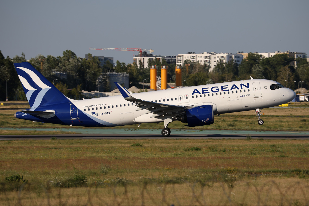 SX-NEI (Samoloty » Spotting na EPWA » Airbus A320neo » Aegean Airlines)