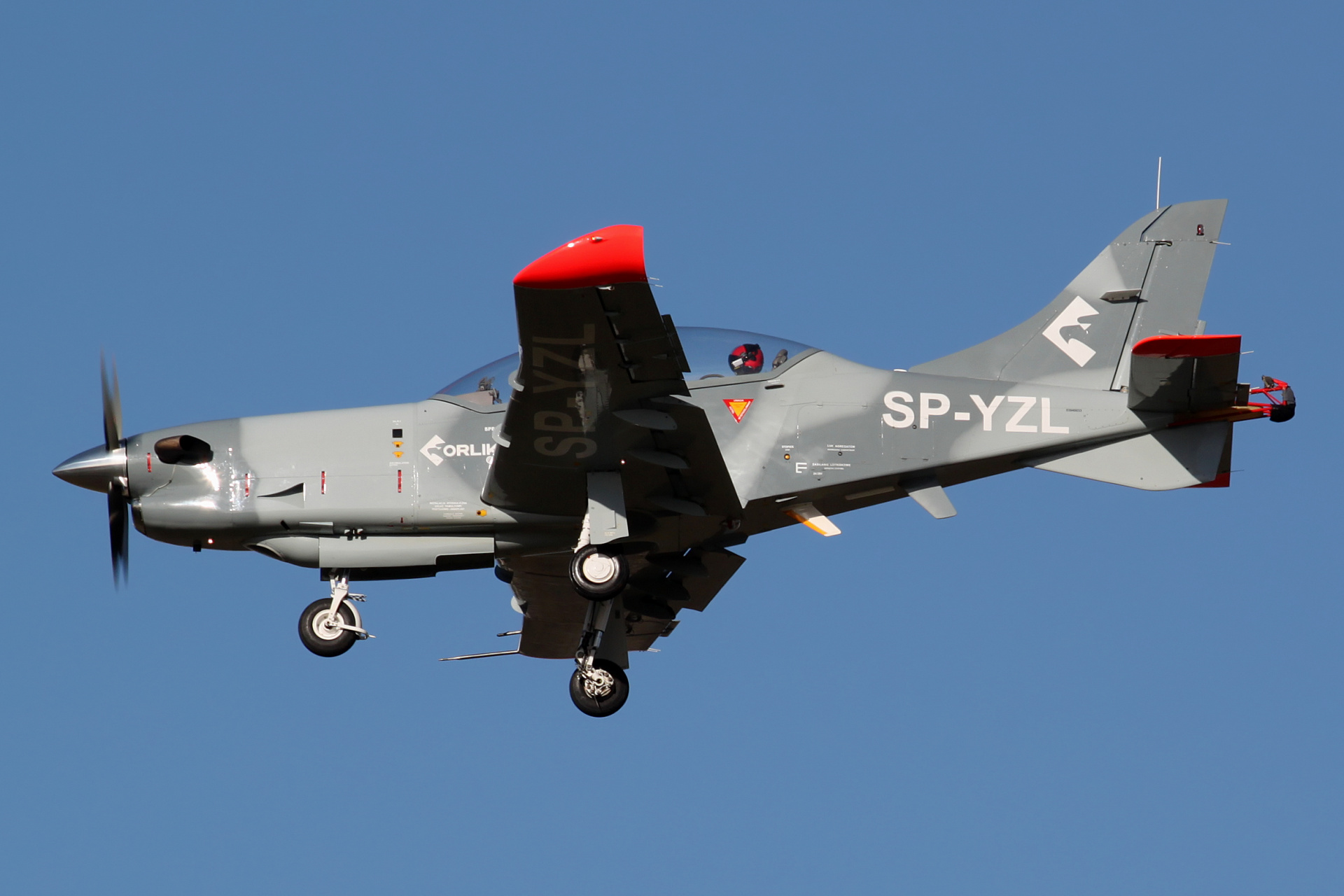 MPT, SP-YZL, Airbus Military (Samoloty » Spotting na EPWA » PZL-130 Orlik)