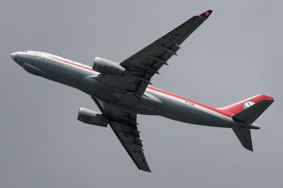 B-308L, Sichuan Airlines Cargo (Aircraft » EPWA Spotting » Airbus A330-200F)