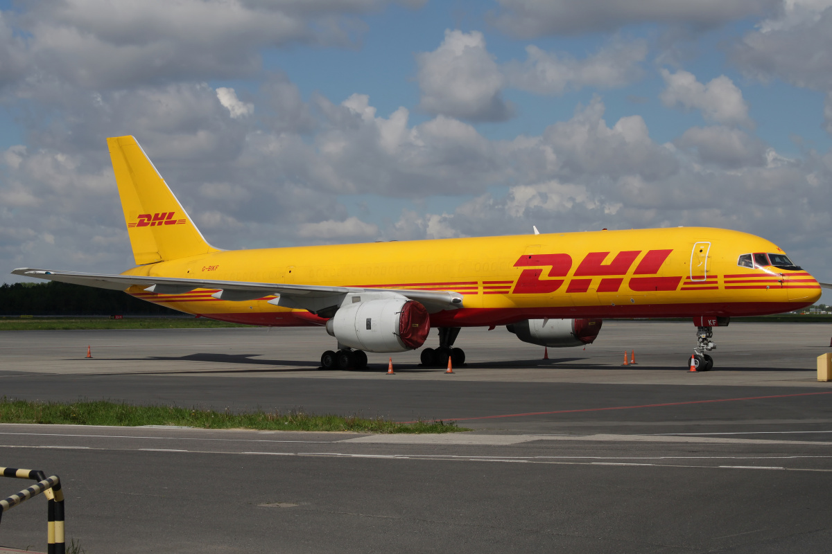 SF, G-BIKF, European Air Transport (Samoloty » Spotting na EPWA » Boeing 757-200F » DHL)