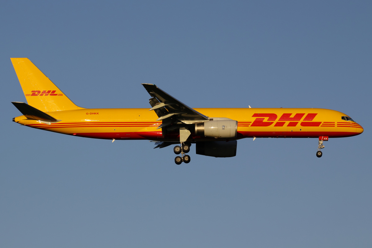 PCF, G-DHKK, DHL Air (Samoloty » Spotting na EPWA » Boeing 757-200F » DHL)