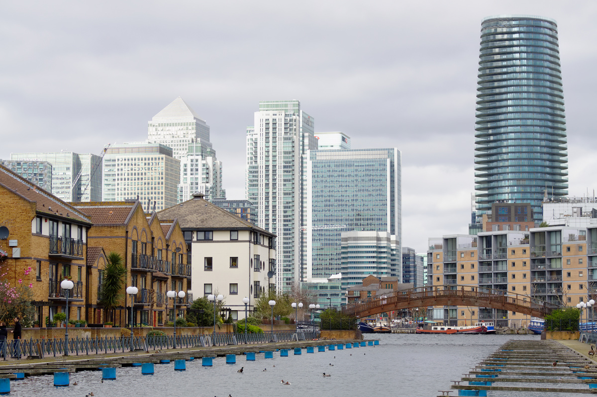 Canary Wharf z Clippers Quay (Podróże » Londyn » Londyn za dnia)