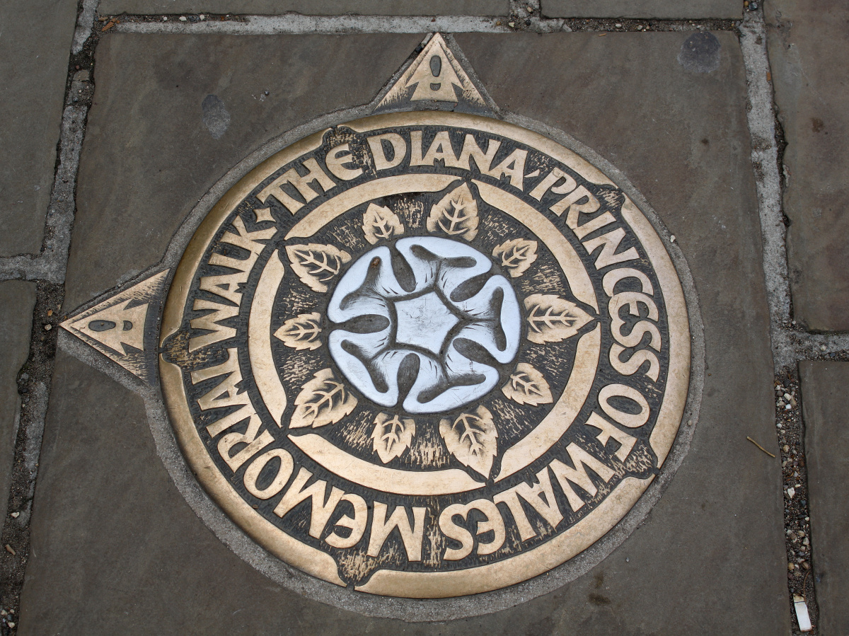 Princess Diana Memorial Walk