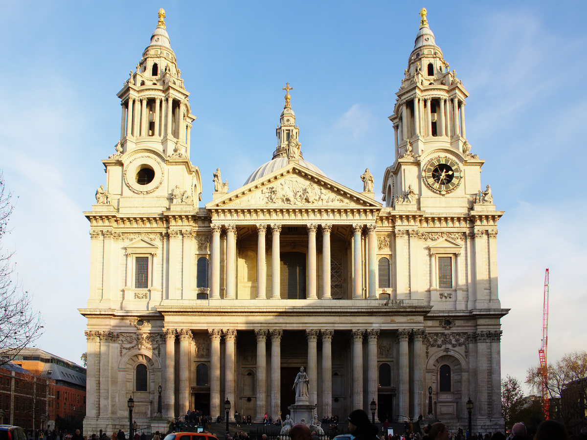 Katedra świętego Pawła - wejście (Podróże » Londyn » Londyn za dnia)