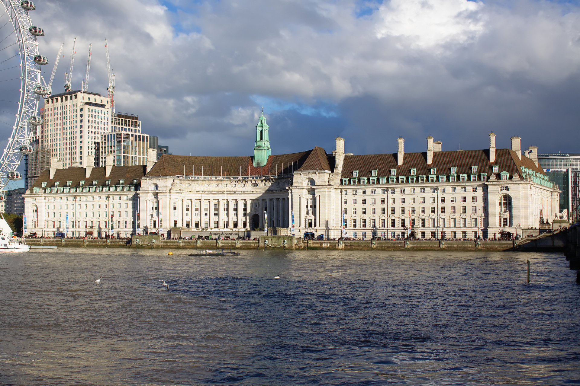 County Hall (Podróże » Londyn » Londyn za dnia)